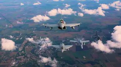 Türk F-16'ları NATO Görevi İçin Litvanya'da Gökyüzüyle Buluştu