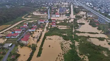 Sakarya'da Selden Etkilenen Hanelere 10 Bin Lira Ödeme Yapılacak