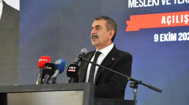 Milli Eğitim Bakanı Yusuf Tekin İzmir'de 600 bin derslik müjdesini duyurdu