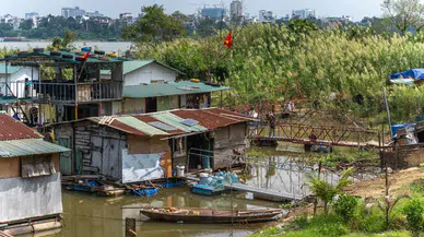 Vietnam'ın Başkenti Hanoi'de Selin Yeni Çözümü: Yüzen Evler