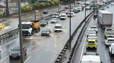 Kocaeli ve Yalova'da Aşırı Yağış Nedeniyle Eğitime Ara Verildi