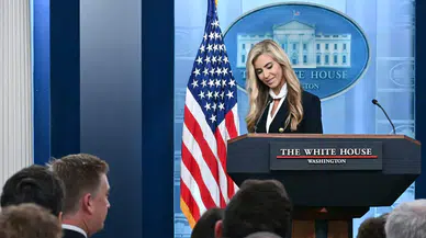 ABD Başkanı Trump'ın Yeni Sözcüsü Katie Zacharia'nın İlk Basın Toplantısı Olay Oldu