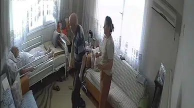 İzmir'de 68 Yıllık Hayat Arkadaşını Görünce Ayağa Kalktı