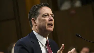 ABD'de Eski FBI Direktörü James Comey'e Gizli Bilgi Suçlaması