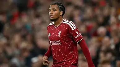 Rio Ngumoha, Liverpool tarihine geçerek genç yetenek olma özelliğini kanıtladı mı?