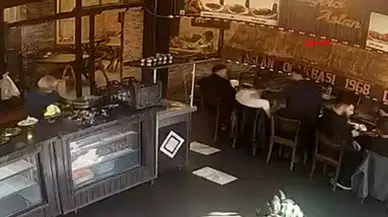 Nefes borusuna salatalık kaçan müşteriyi işletmeci kurtardı