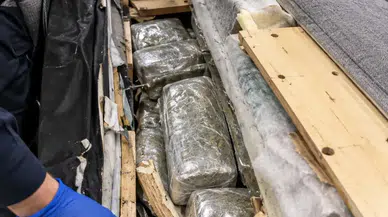 Lesovo Gümrük Kapısı'nda 56 Kilogram Esrar Ele Geçirildi