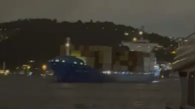 İstanbul Boğazı'nda Sürüklenen Yük Gemisi Kurtarıldı