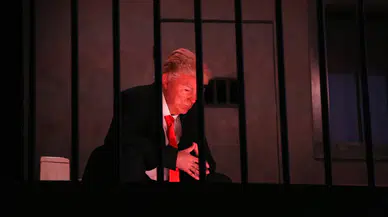 İran'ın Başkentinde Trump'ı Hedef Alan Sembolik Protesto