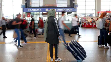 Yerli Turistlerin Seyahat Harcamaları İkinci Çeyrekte 155 Milyar Lirayı Aştı