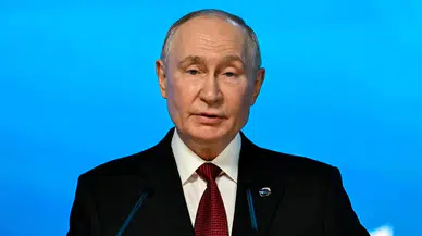 İran Cumhurbaşkanı Pezeşkiyan ile Rusya Devlet Başkanı Putin telefon görüşmesi gerçekleştirdi