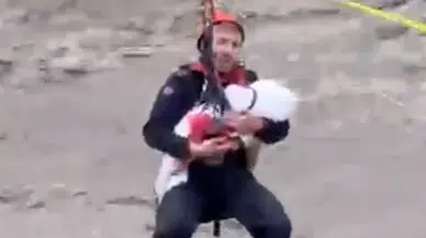 Sakarya'da Sel Felaketinde Jandarmadan Duygulandıran Kurtarma Operasyonu