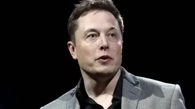 Elon Musk, Mars Yerine Ay'a Gitme Kararı Aldı