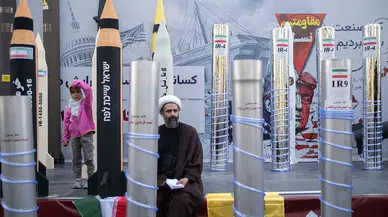 İran'ın Füze Stokları Ne Durumda? Hangi Silahlarla Saldırıyor?