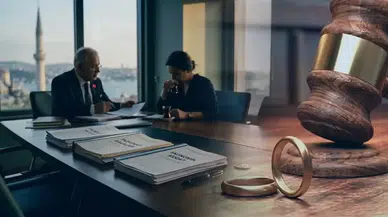 Eşinizin Maaş Kartına El Koyması Tazminat Sebebi Olabilir Mi?