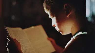 Türkiye'de Okurların Vazgeçemediği Kitaplar Neler? İşte Yıllardır Raflardan İnmeyen Eserler