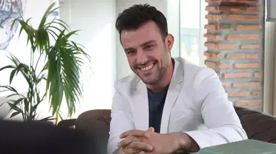 Delikanlı Dizisinde Sarp Karakteri Kimdir ve Salih Bademci Hangi Yapımlarda Rol Aldı?