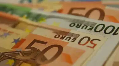 Döviz kurları bayram sonrası yükselişle başladı