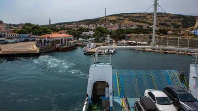 Geyikli - Bozcaada feribot sefer saatleri ve 2026 güncel ücret tarifesi nedir?