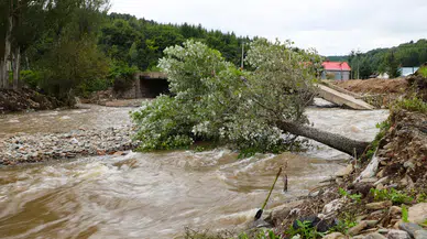 Meteoroloji Genel Müdürlüğü'nden 21 il için ani sel ve su baskını uyarısı