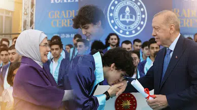 Cumhurbaşkanı Erdoğan'ın torunu Ömer Tayyip Erdoğan mezun oldu