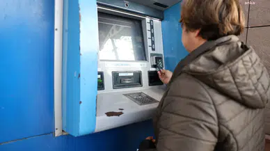 Temmuz ödeme takvimi belli oldu : Emekliler zamlı maaşlarını ne zaman alacak?