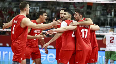 A Milli Erkek Voleybol Takımı’ndan muhteşem geri dönüş: Ukrayna’yı devirdi