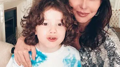 Hande Ataizi'nin oğlu Leo büyüdü! Hande Ataizi oğluyla birlikte Bodrum'da görüntülendi