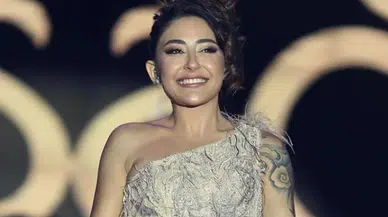 Melek Mosso kardeşi için kesenin ağzını açtı! Hediye aldığı saatin değeri dudak uçuklattı