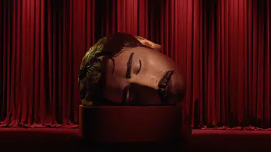 Deniz Göktaş'ın gösterisinde esinlenilen Ron Mueck kimdir?