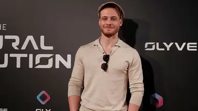 Kerem Bürsin'in yeni imajı neden bu kadar dikkat çekti?
