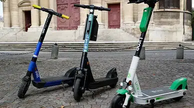 Paris'te elektrikli scooter kullanımına yönelik yeni düzenlemeler neleri kapsıyor?