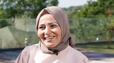 Yemekteyiz programının ilk gün yarışmacısı Nurhayat kimdir ve kaç yaşındadır?