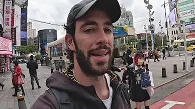 Kuralsız Sokaklar Mert Öztürk kimdir, kaç yaşında ve nereli? Mert Öztürk kaç dil biliyor?