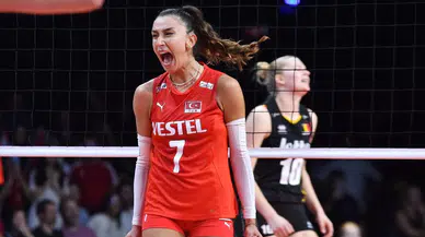 Hande Baladın, Milletler Ligi şampiyonluğunun ardından Bodrum'da tatil yapıyor