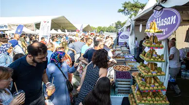 Bursa Gastronomi Festivali'nde neler oldu ? 700 kişi aynı tabaktan iskender mi yedi ?