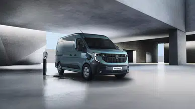Renault Master yenilendi mi? Yeni minibüs ve açık kasa kamyonetin fiyatları nedir?