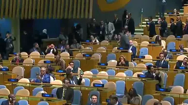 Yalanlarını kimse dinlemedi! Netanyahu BM'de boş salona konuştu
