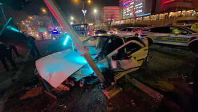 Erzurum'da polisten kaçan sürücü kaza yaptı: Yaralılar var