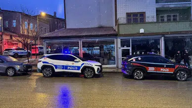 Erzurum'da 2 çocuk, kira nedeniyle dükkan sahibi ile emlakçıyı vurdu