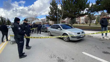 Çorum’da 30 yaşındaki şahıs park halindeki otomobilde ölü bulundu