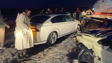 Aksaray'da 12 araç birbirine girdi! Yok böyle zincirleme kaza: 10 yaralı