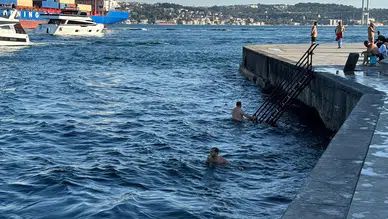 Sıcaktan bunalan İstanbullular sahillere akın etti!