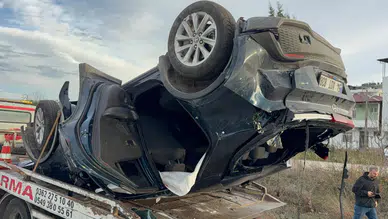 Samsun'da cenaze dönüşü kaza: 3 araç çarpıştı, 4 kişi yaralandı