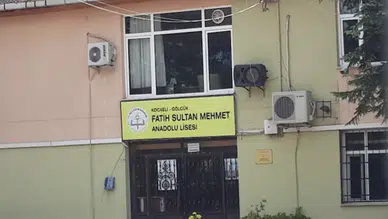 Vali Aktaş duyurdu: Kocaeli'de hangi okullar yıkılacak? 16 okul için tahliye süreci başladı