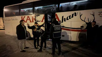 Tokat'ta durdurulan otobüste 5 kaçak göçmen bulundu