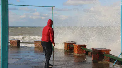 Düzce Valiliği'nden uyarı: Kuvvetli rüzgar ve fırtına geliyor!
