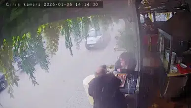 Adana'da klima borusu bomba gibi patladı: Müşteriler sokağa kaçtı