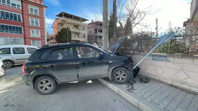 Karaman'da otomobil ve cip çarpıştı : 1 kişi yaralandı