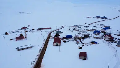 Kars'ta kar ve soğuk etkisi : Kar kalınlığı 2 metreyi buldu